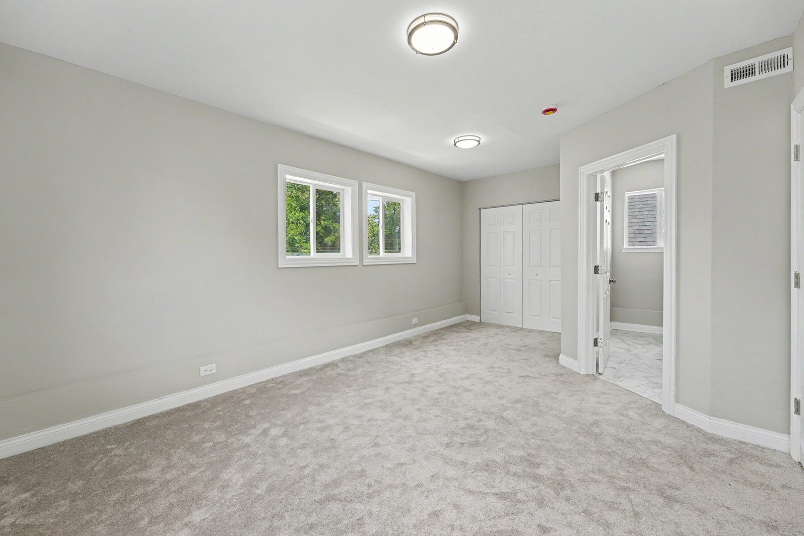 7712 S Evans Avenue Property Photo 11