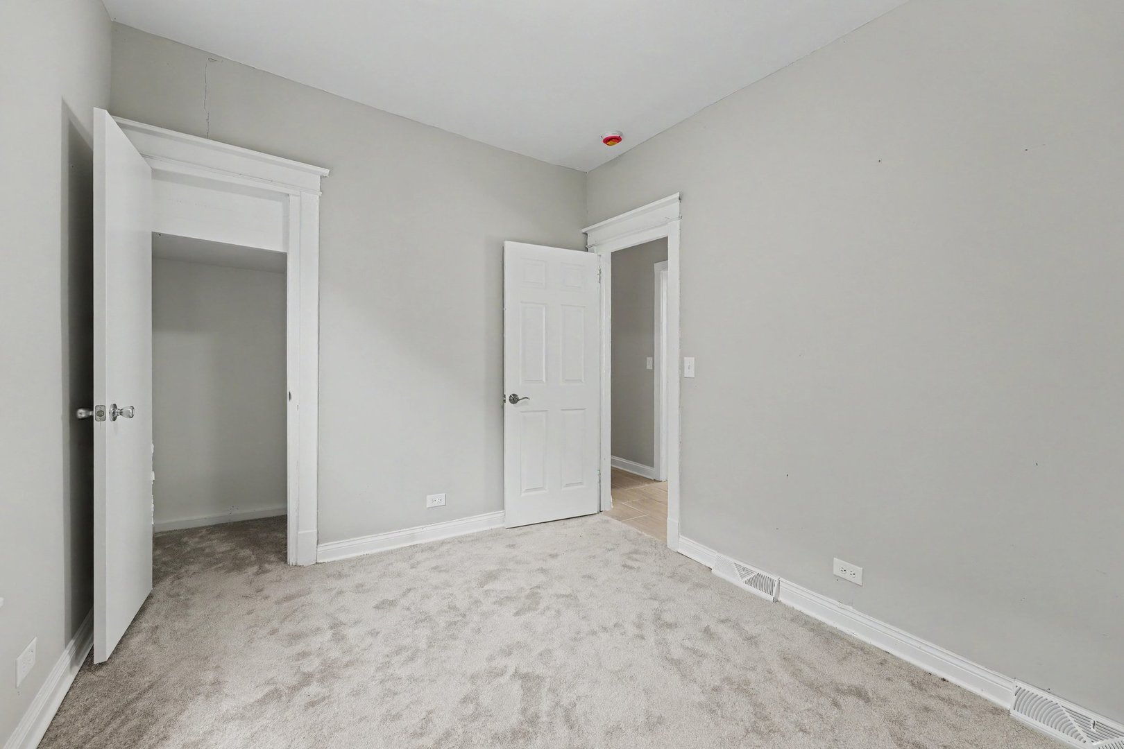 7712 S Evans Avenue Property Photo 13