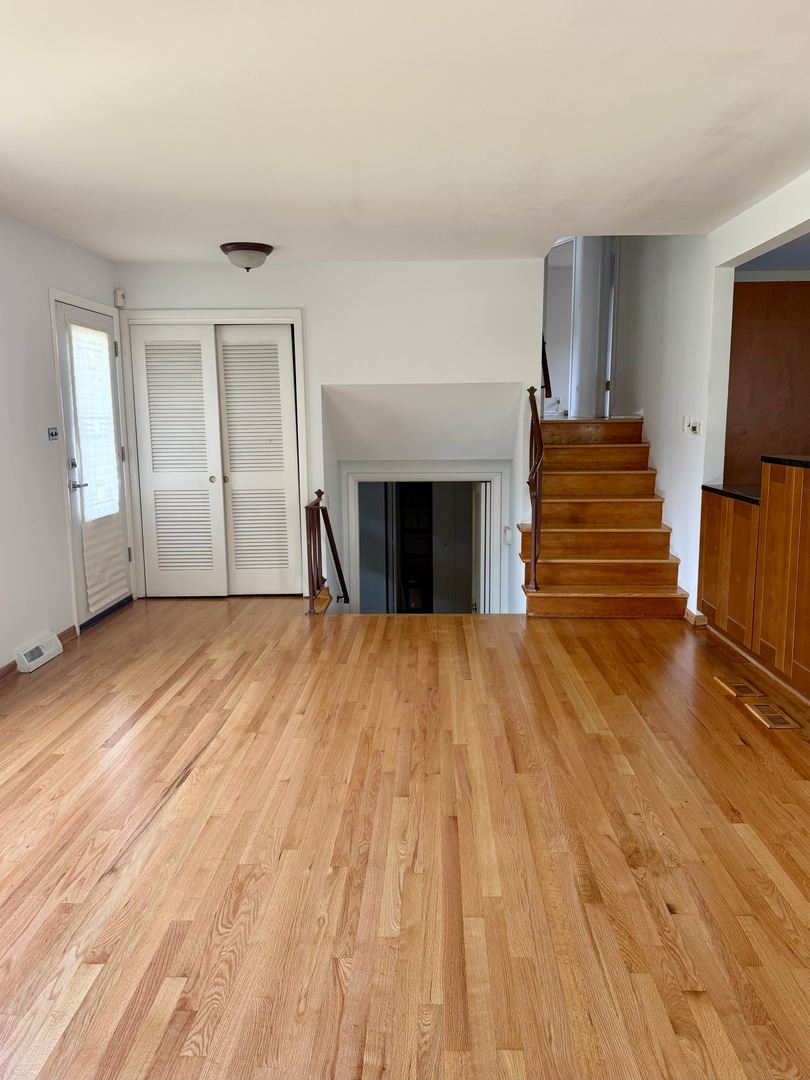 550 Laramie Avenue Property Photo 7