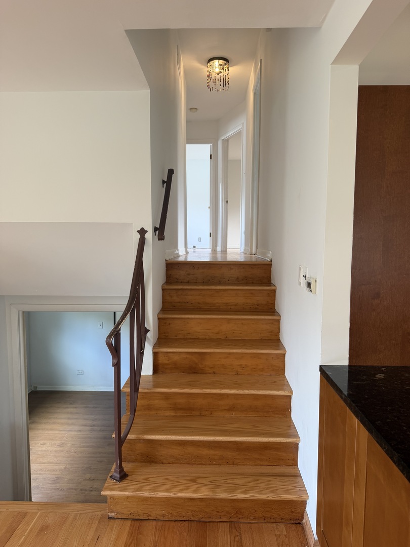 550 Laramie Avenue Property Photo 17