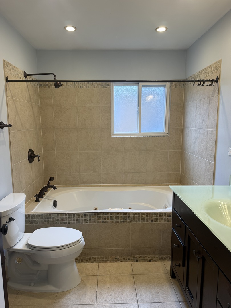 550 Laramie Avenue Property Photo 25