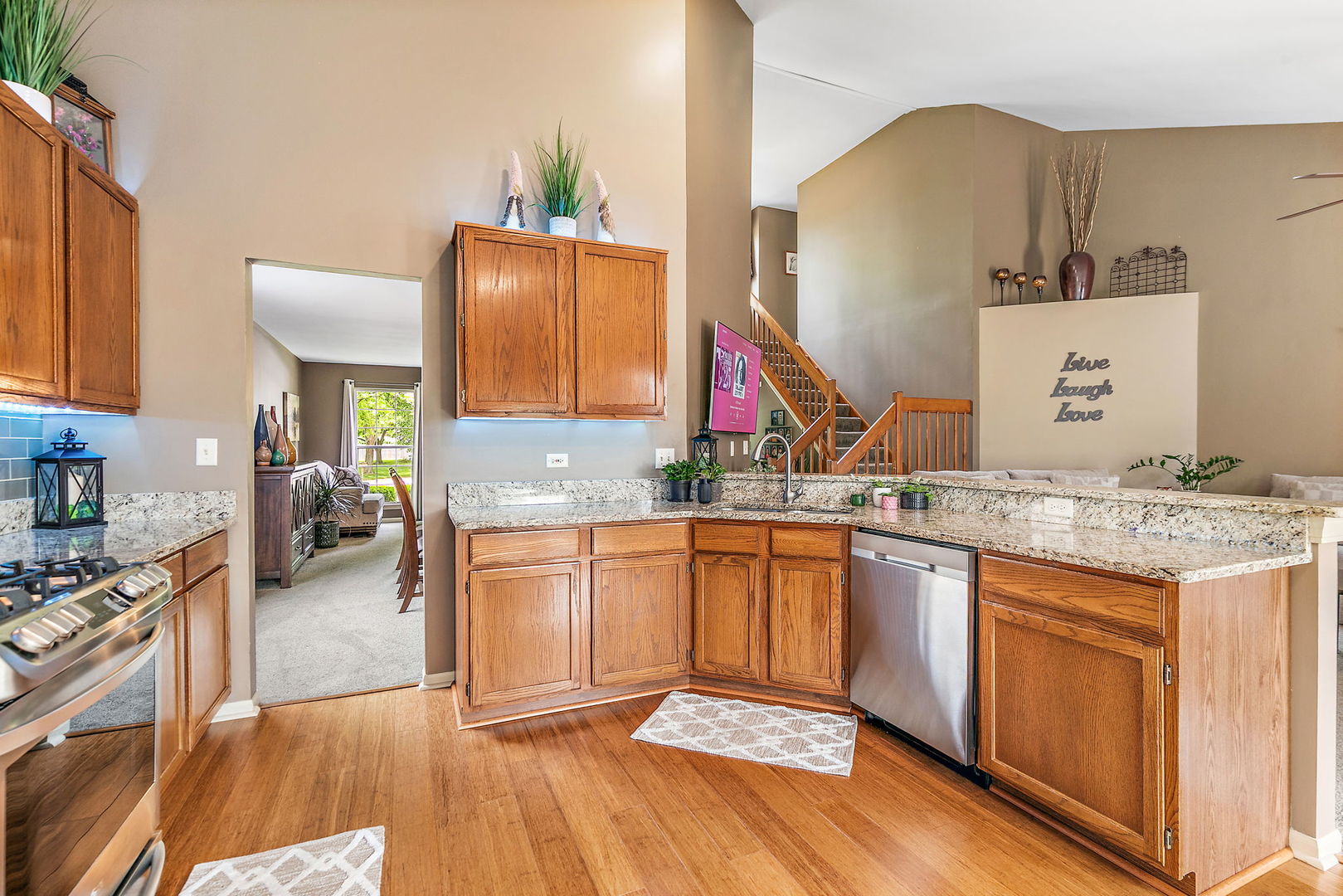 204 Dickens Trail Property Photo 11