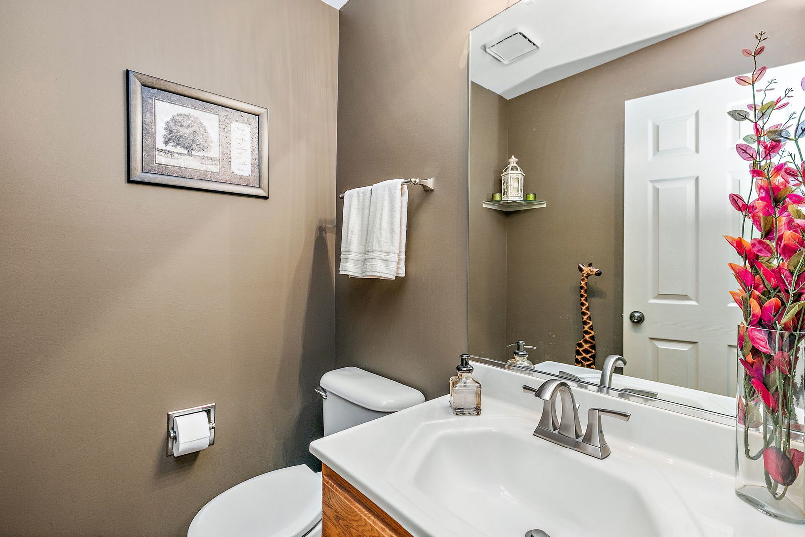 204 Dickens Trail Property Photo 13