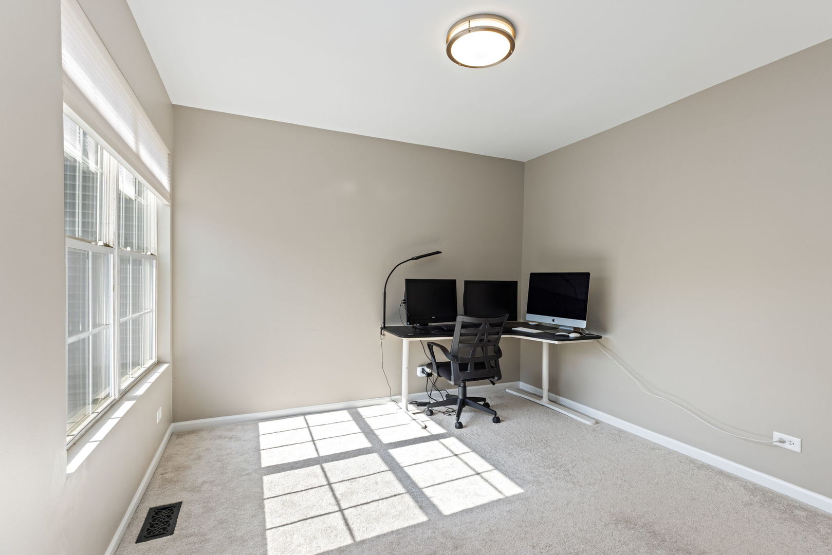 3936 Garnette Court Property Photo 18