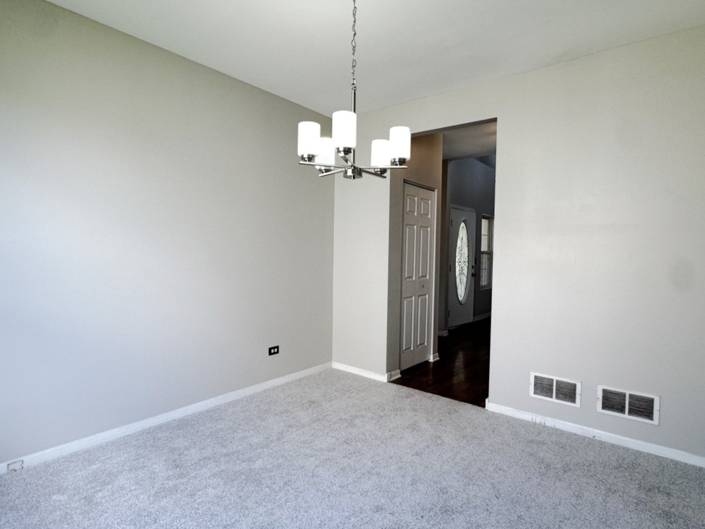 24319 Linden Lane Property Photo 5