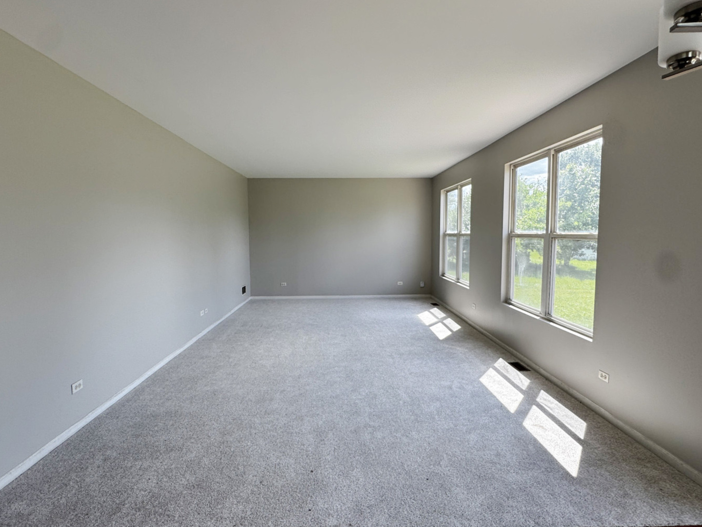 24319 Linden Lane Property Photo 10