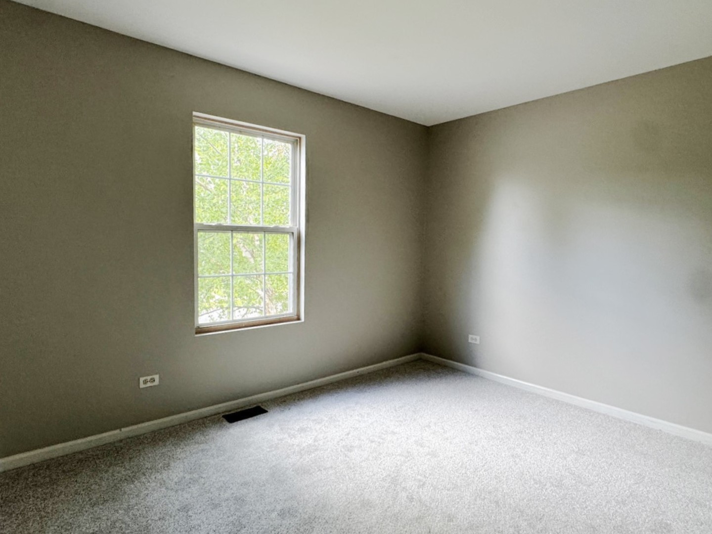 24319 Linden Lane Property Photo 24
