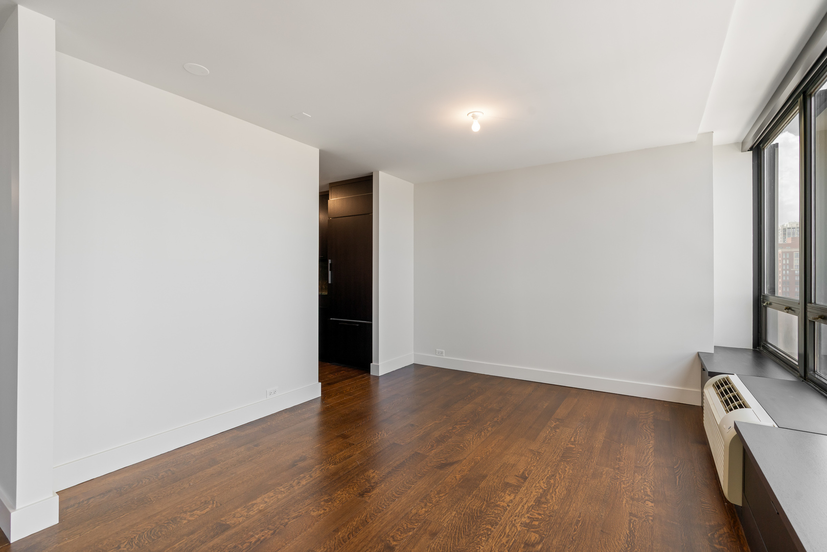 50 E Bellevue Place 2601 Property Photo 7