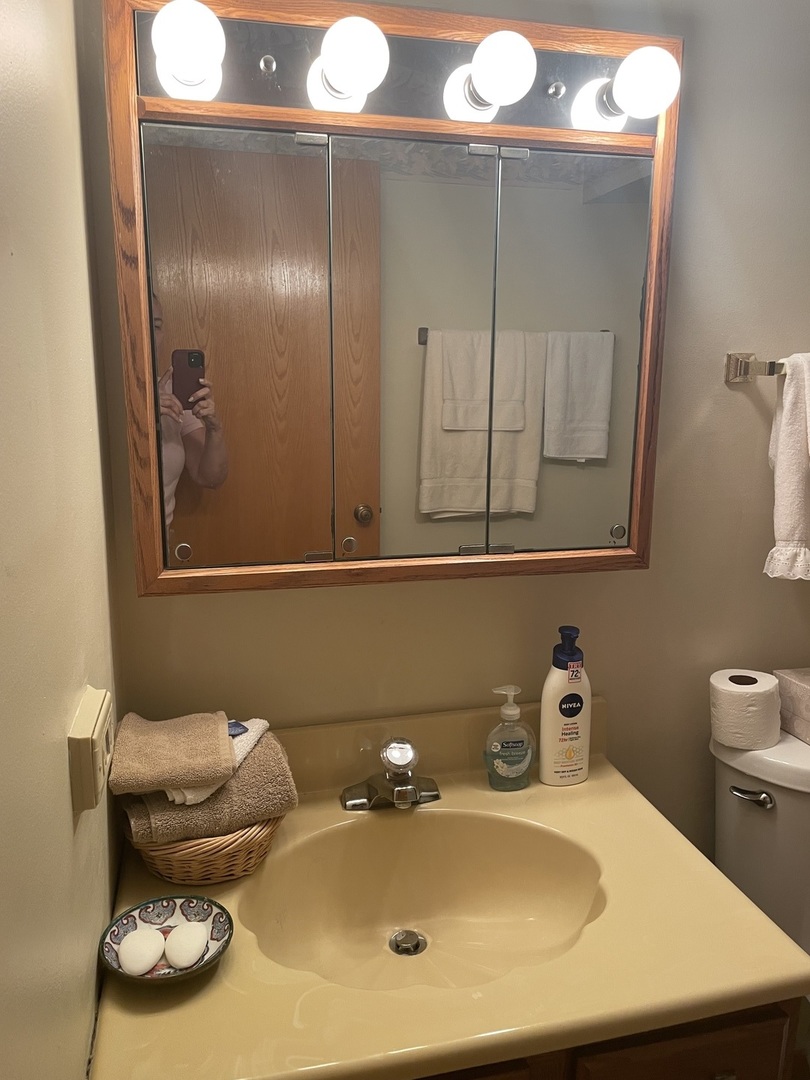 181 E Schubert Avenue Property Photo 7