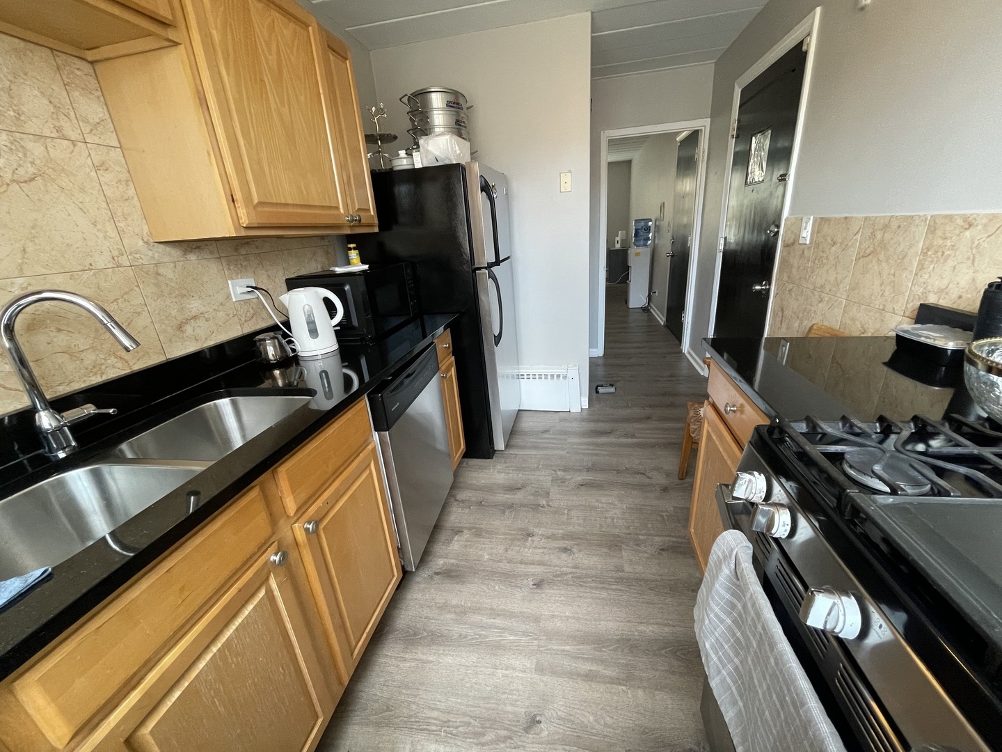 6833 N Oakley Avenue 3b Property Photo 10
