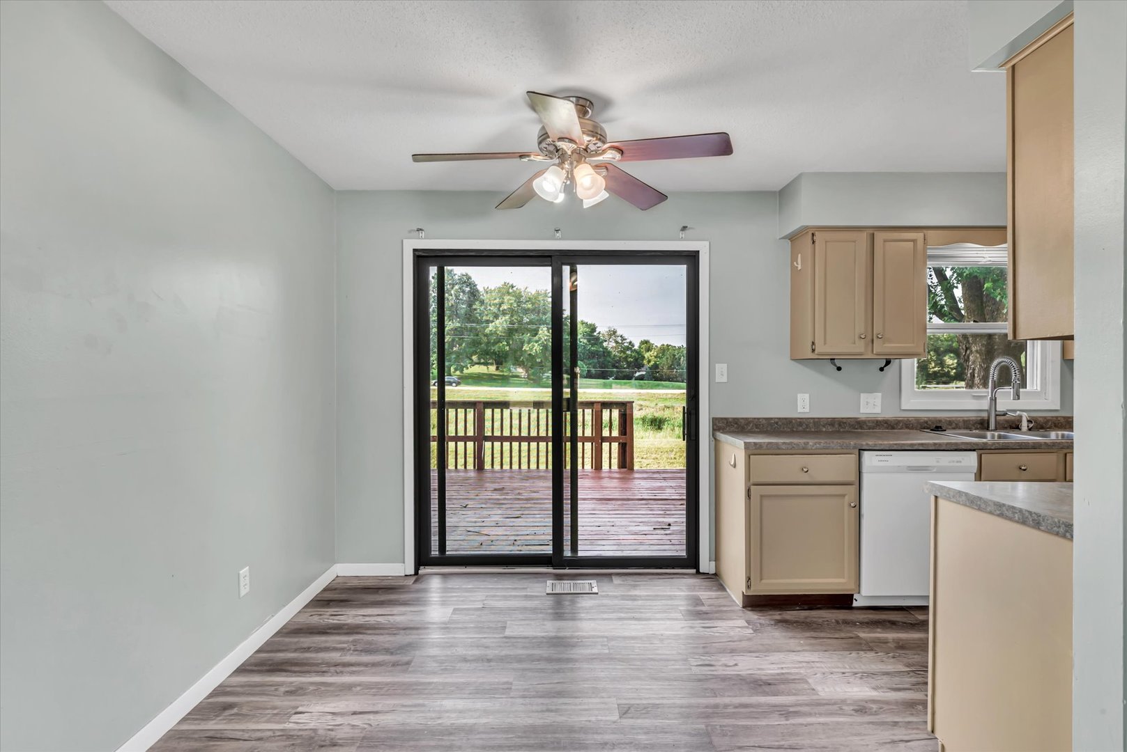 62 Park View Drive Property Photo 9
