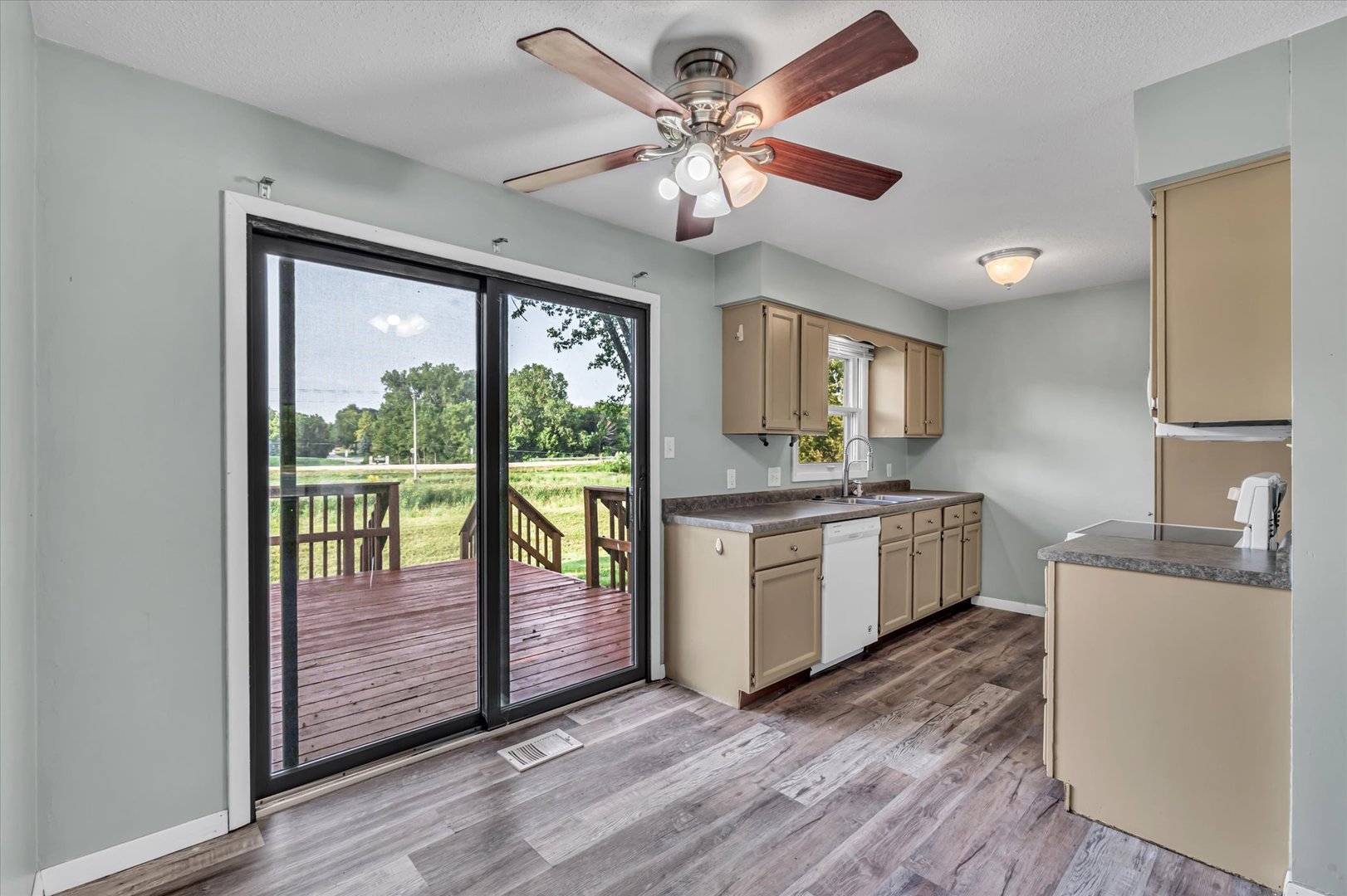 62 Park View Drive Property Photo 10