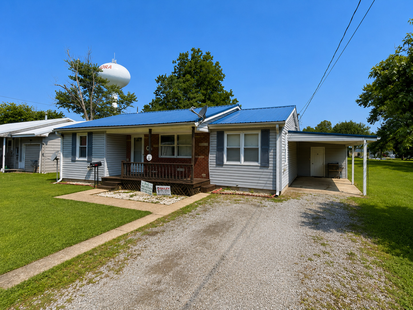 834 W 7th Street Property Photo 1