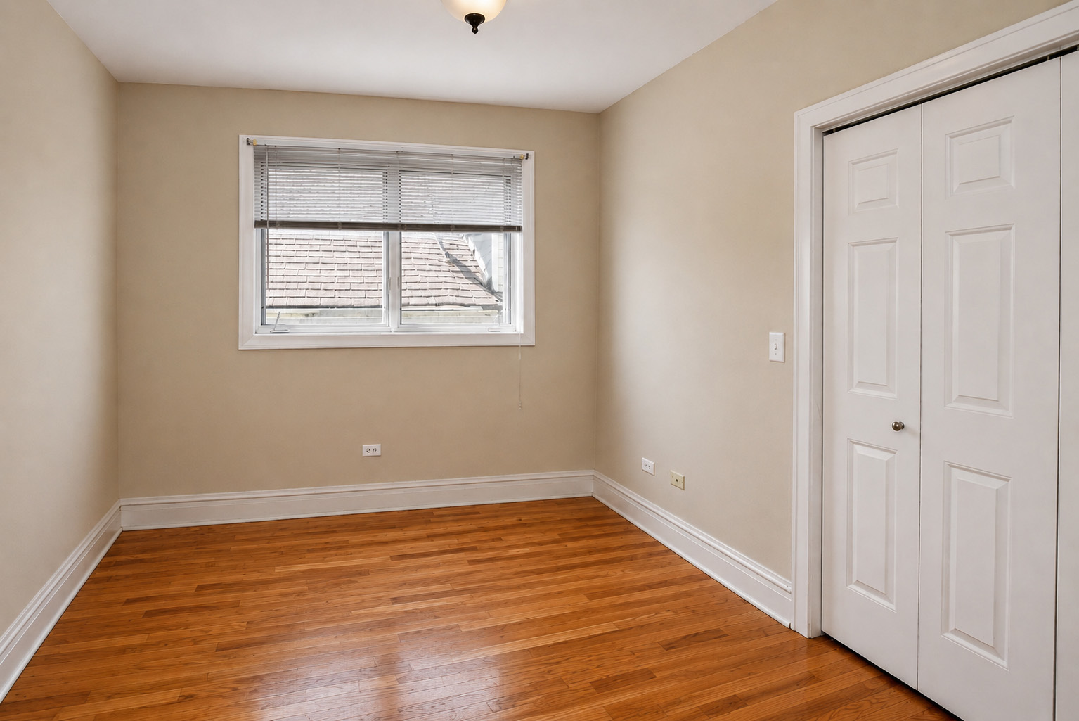 2942 N Lincoln Avenue 3s Property Photo 11