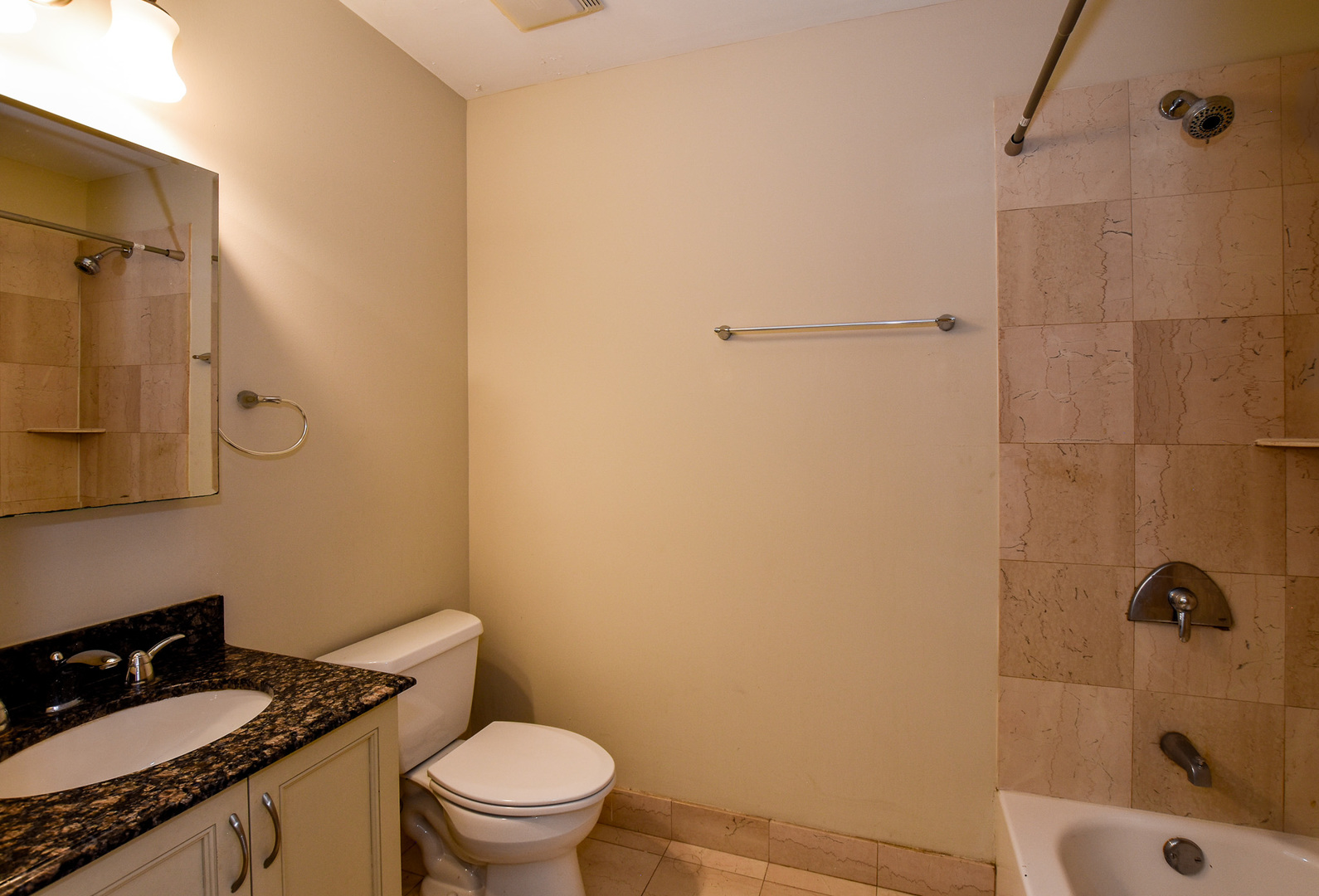 2942 N Lincoln Avenue 3s Property Photo 14