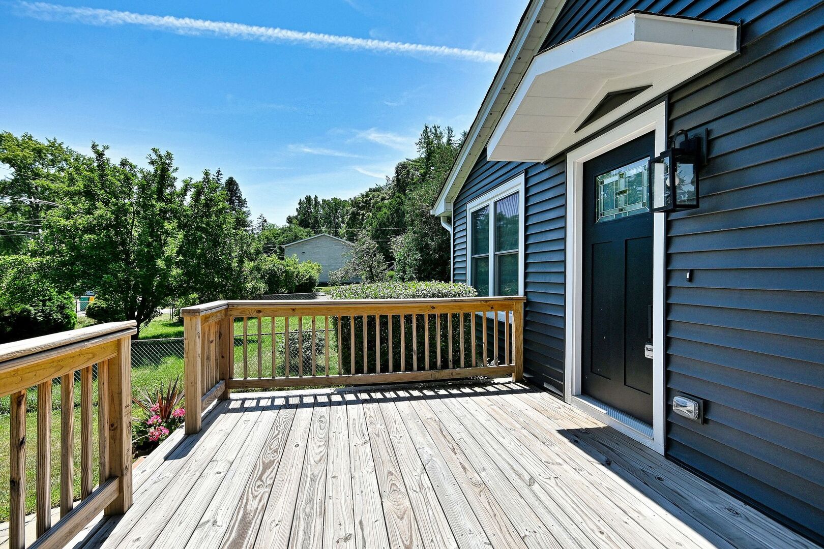 42 S Hickory Avenue Property Photo 3