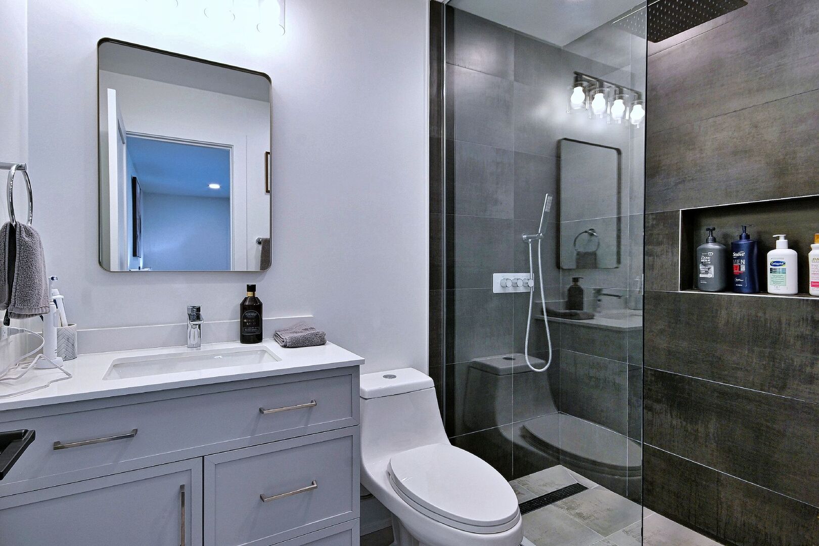 42 S Hickory Avenue Property Photo 18