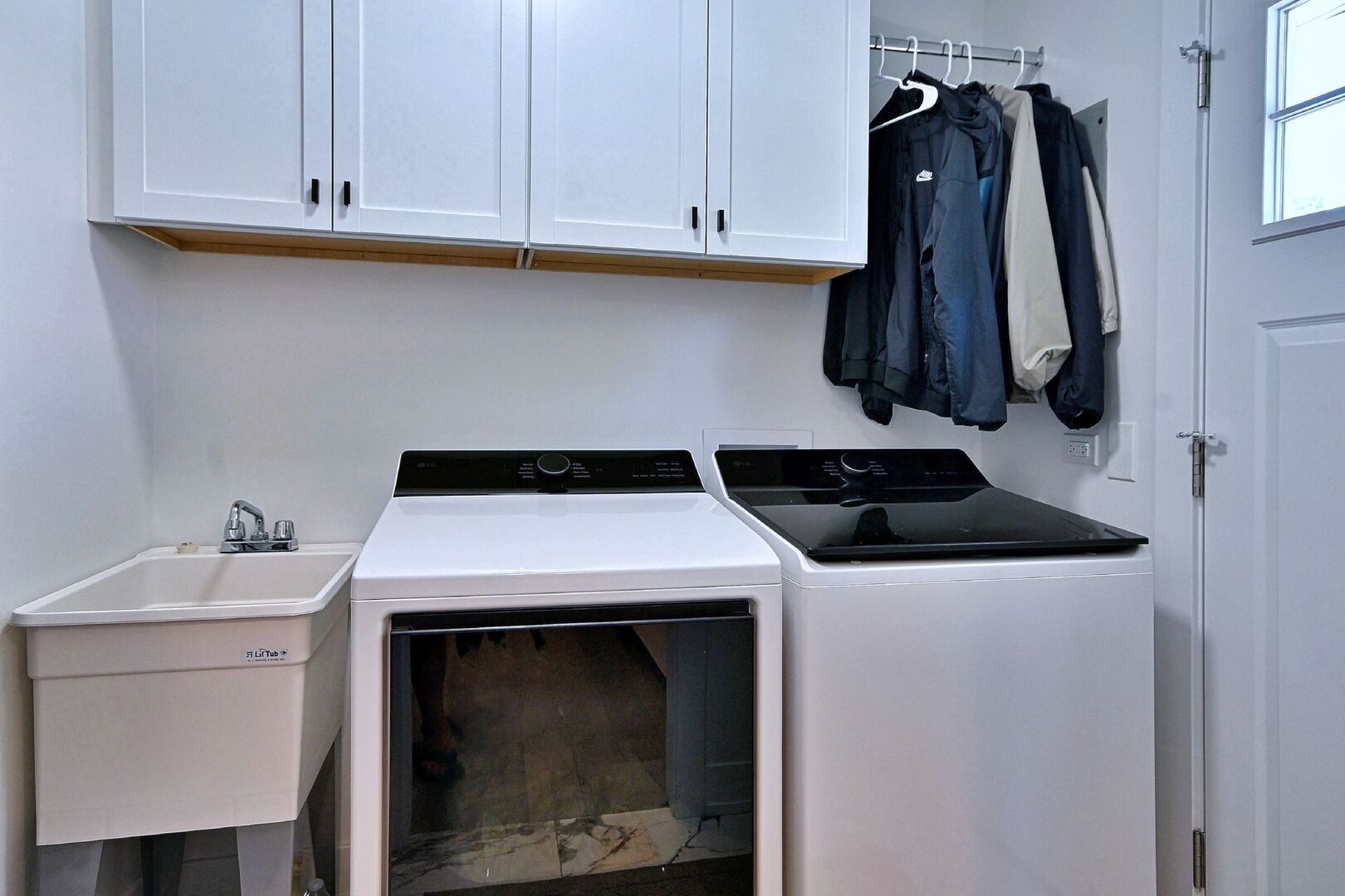 42 S Hickory Avenue Property Photo 28