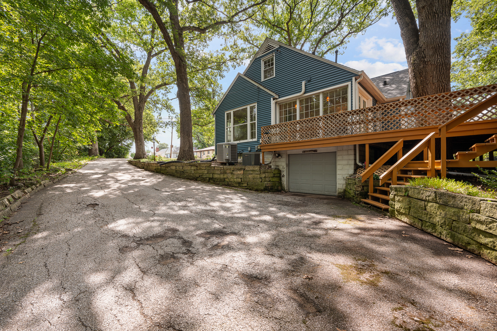 2301 15th Avenue Property Photo 4