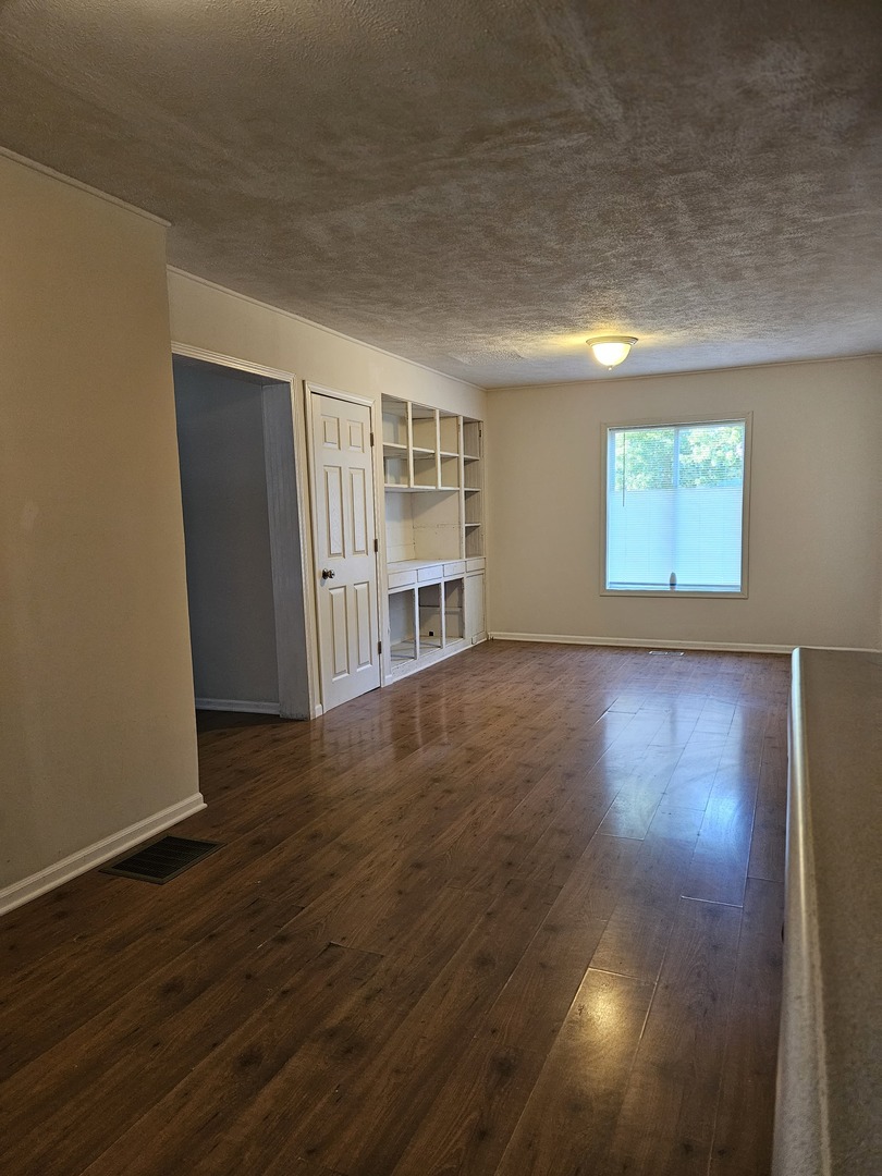 105 N 7th Street Property Photo 5