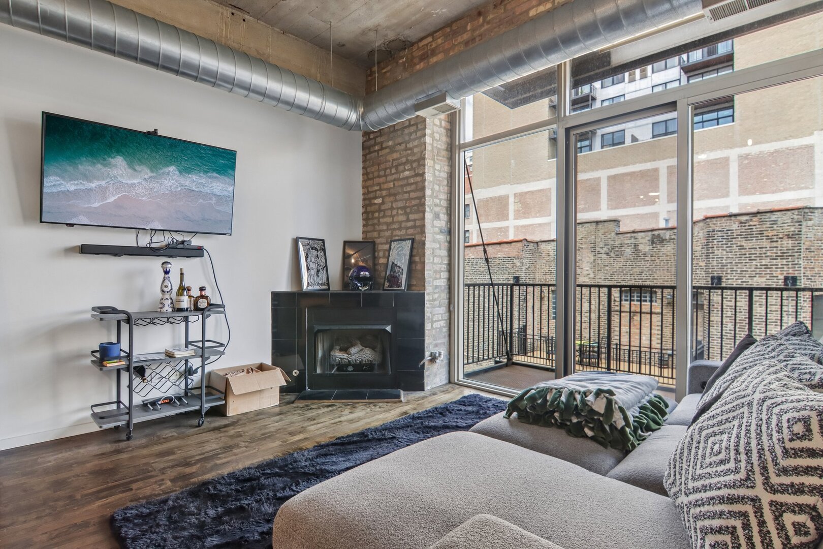 1528 S Wabash Avenue 405 Property Photo 4