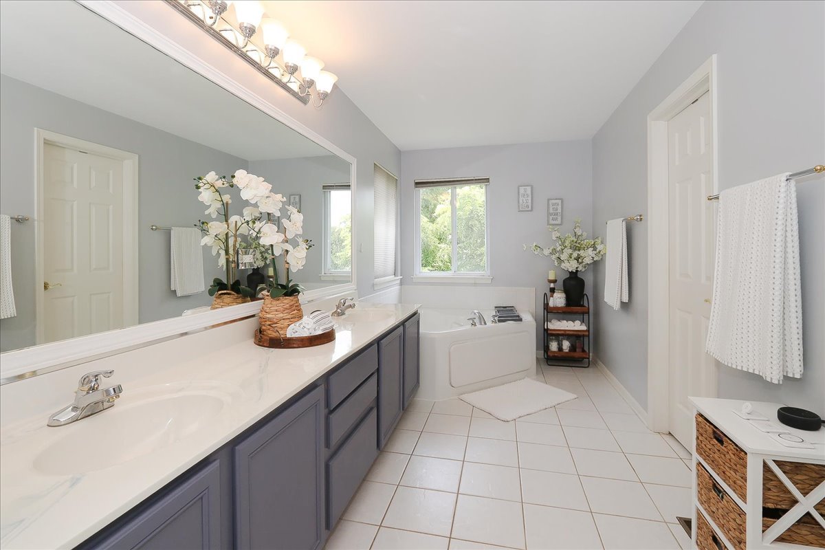 3112 Thunderbird Court Property Photo 23