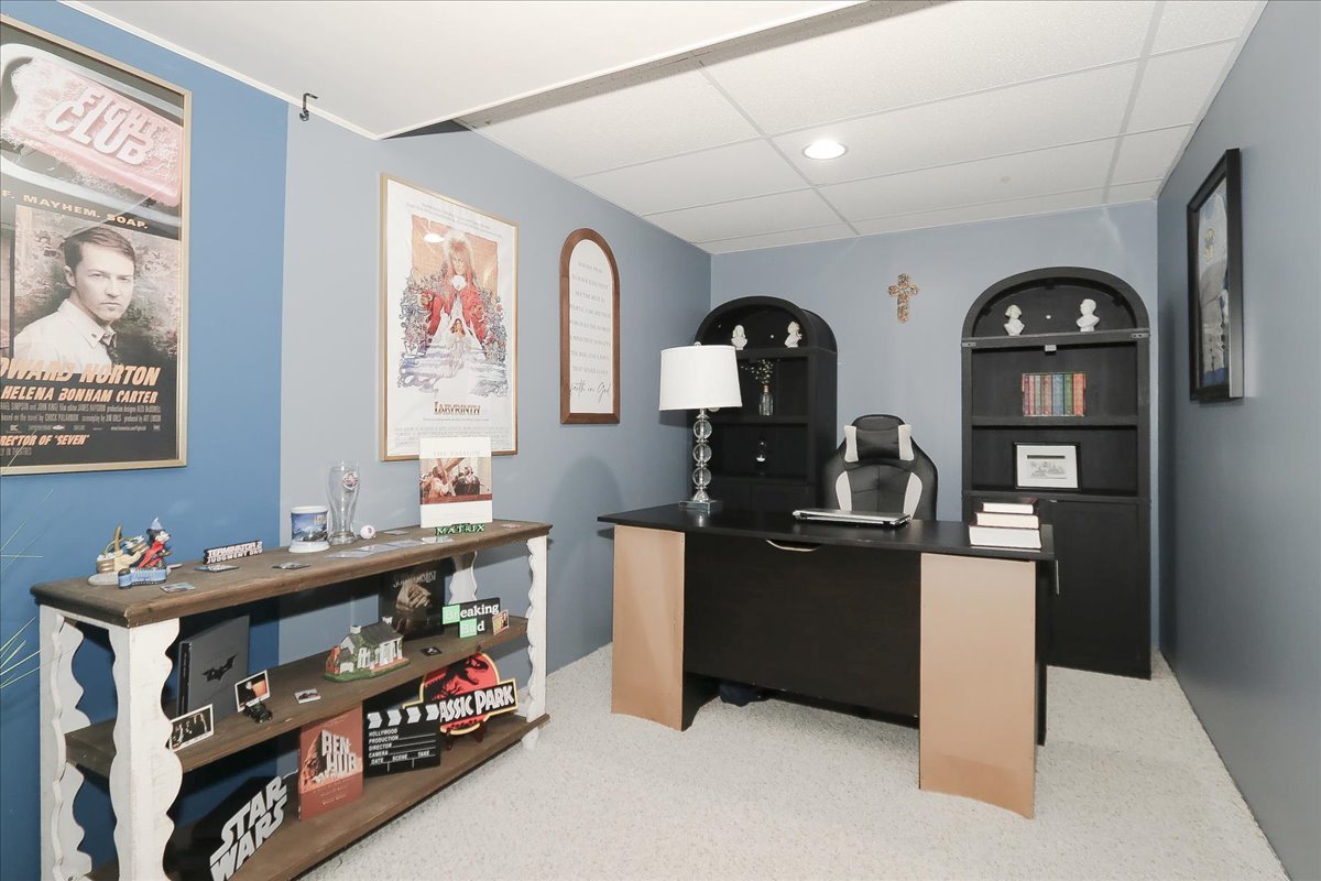 3112 Thunderbird Court Property Photo 32