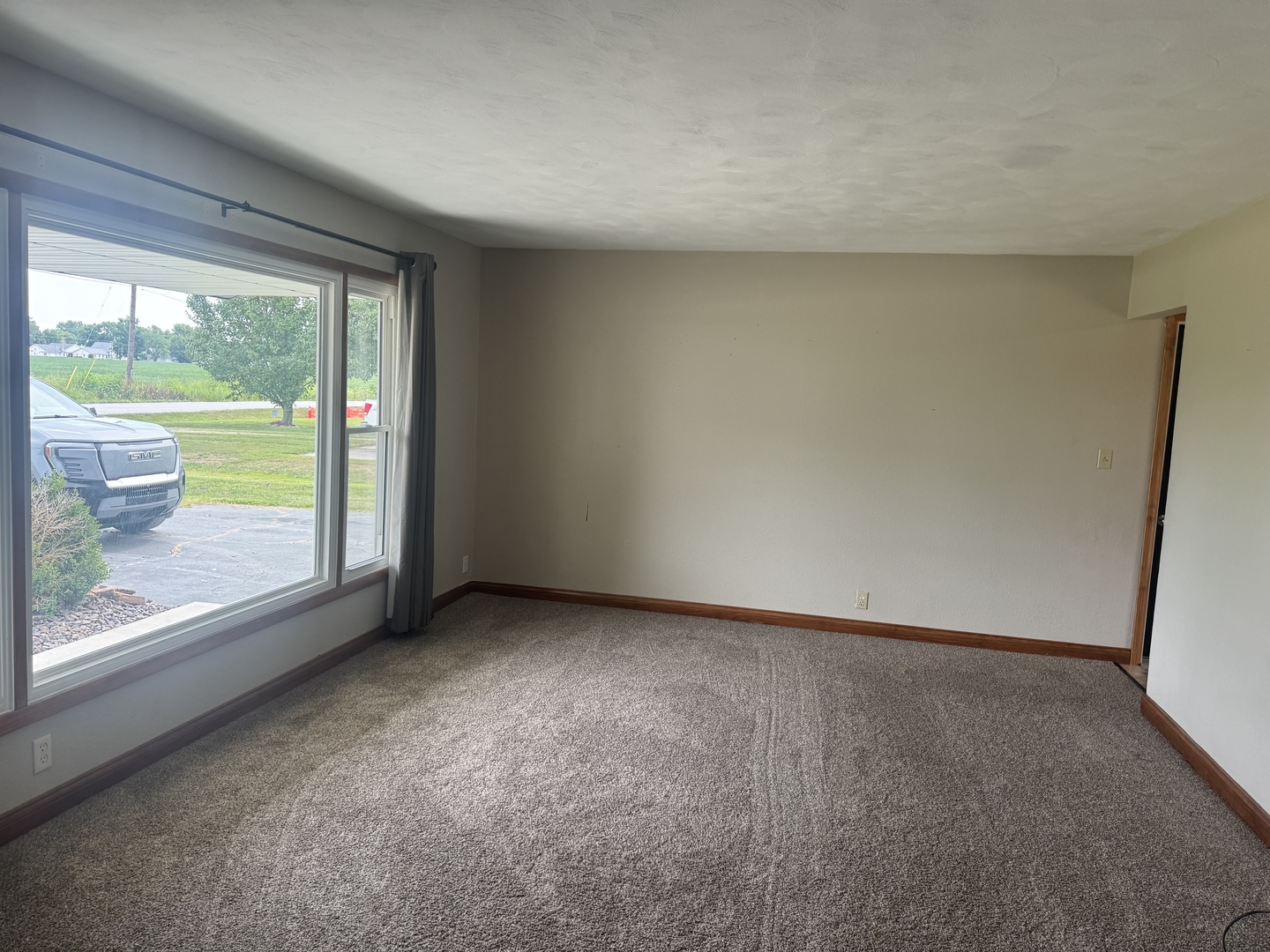 507 W Jefferson Avenue Property Photo 12