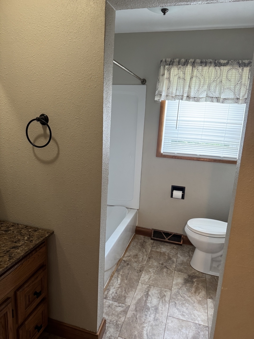 507 W Jefferson Avenue Property Photo 15