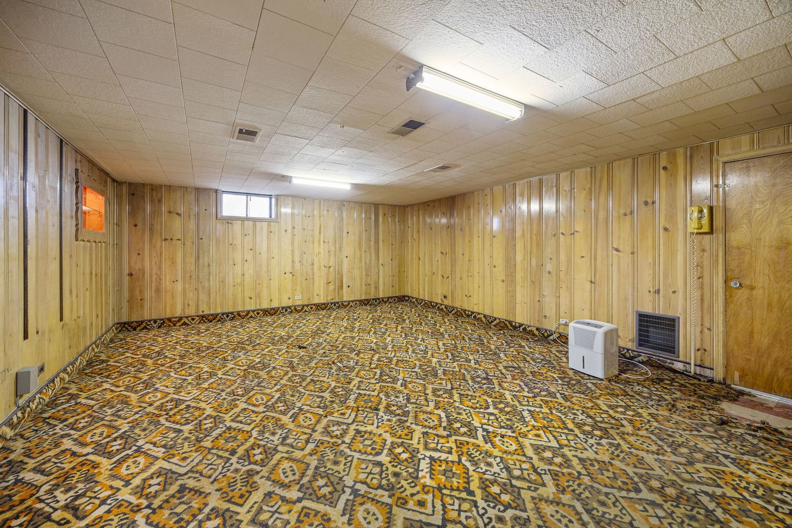 2907 W Bryn Mawr Avenue Property Photo 17