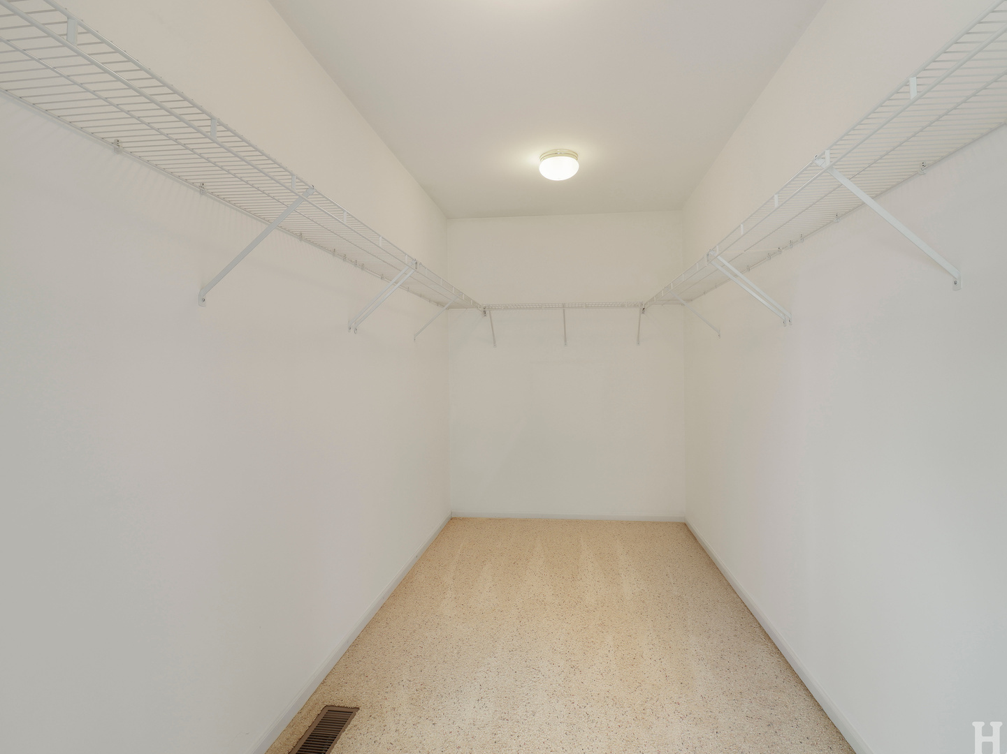 8032 Connor Drive Property Photo 13