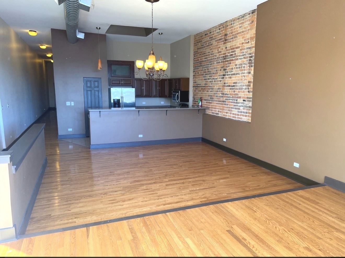 26 E Downer Place Property Photo 21