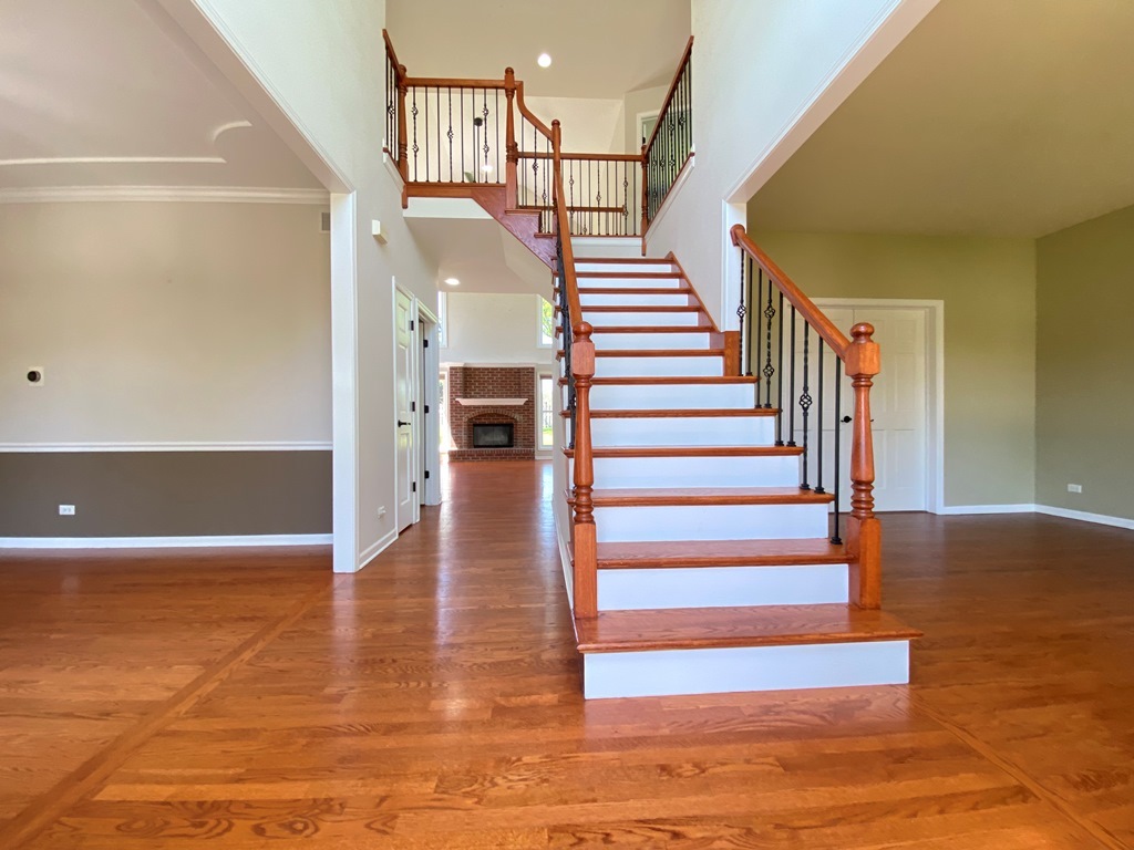 720 Kendridge Court Property Photo 2