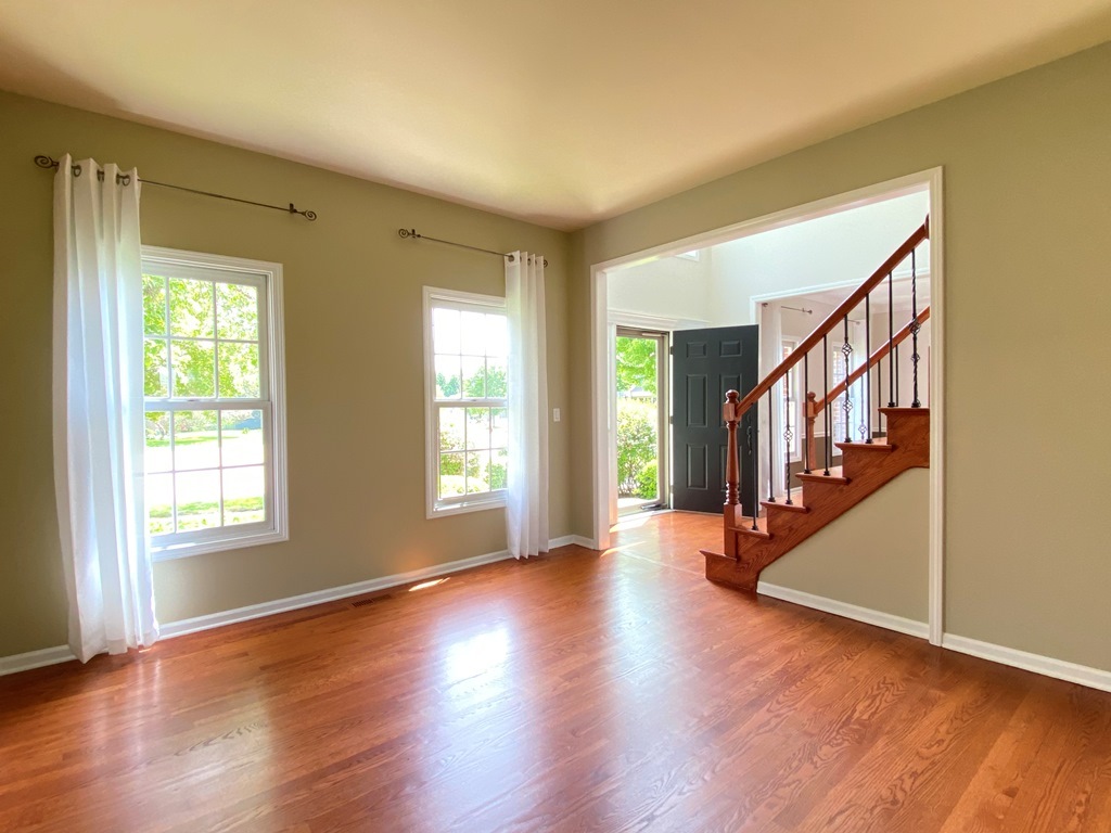 720 Kendridge Court Property Photo 3