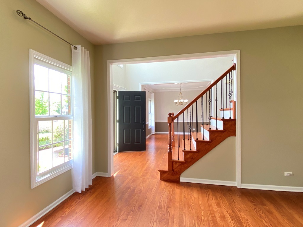720 Kendridge Court Property Photo 4