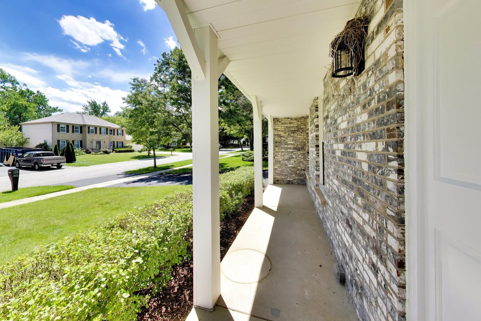 5502 Groveside Lane Property Photo 4