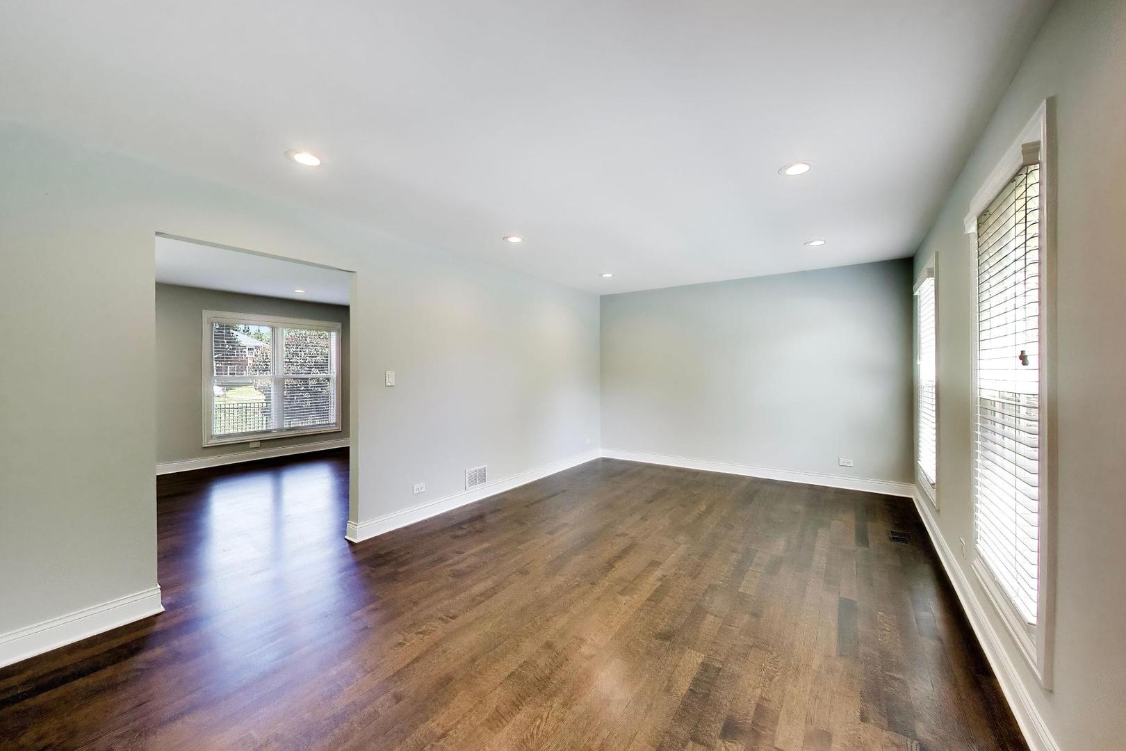 5502 Groveside Lane Property Photo 6