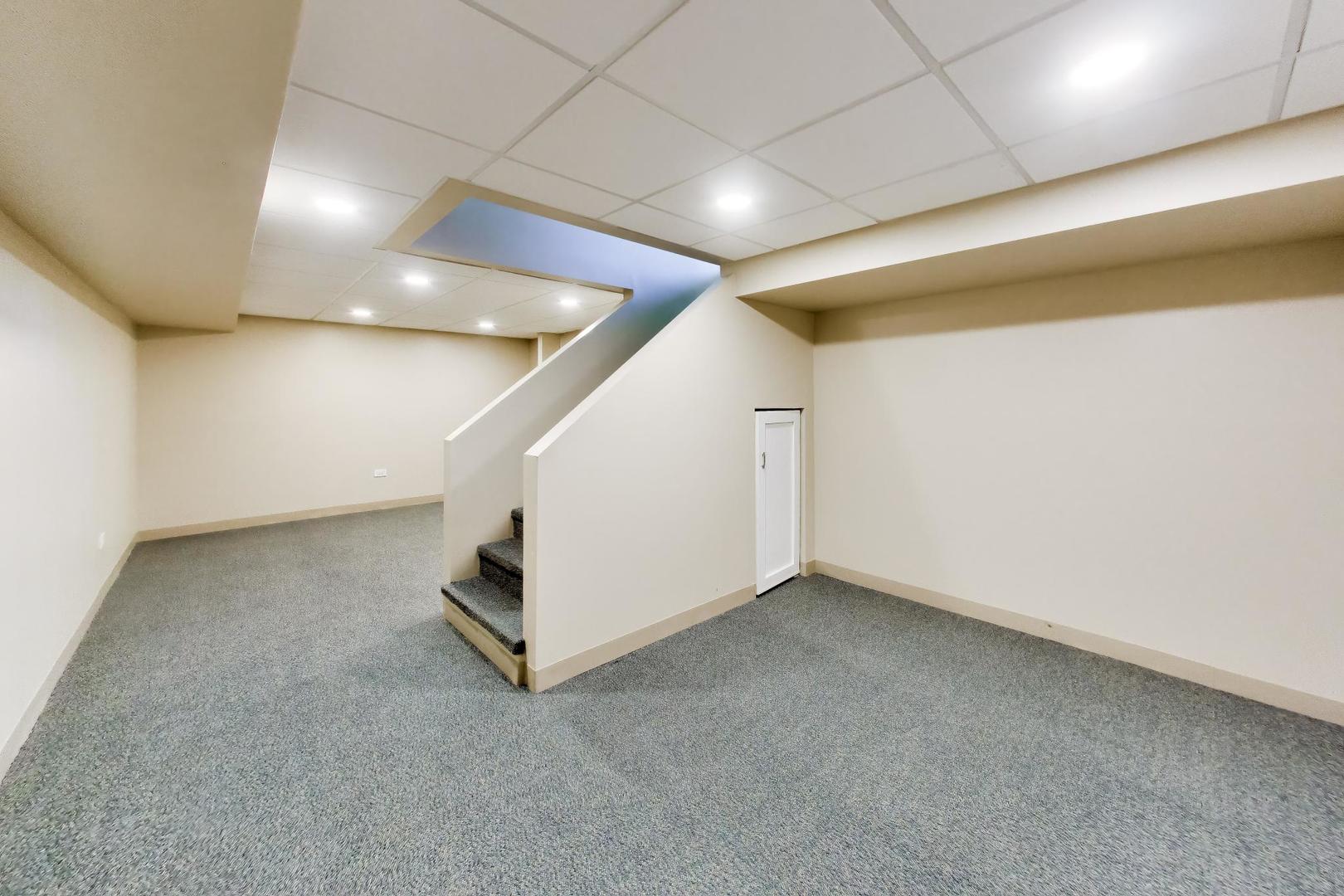 5502 Groveside Lane Property Photo 38
