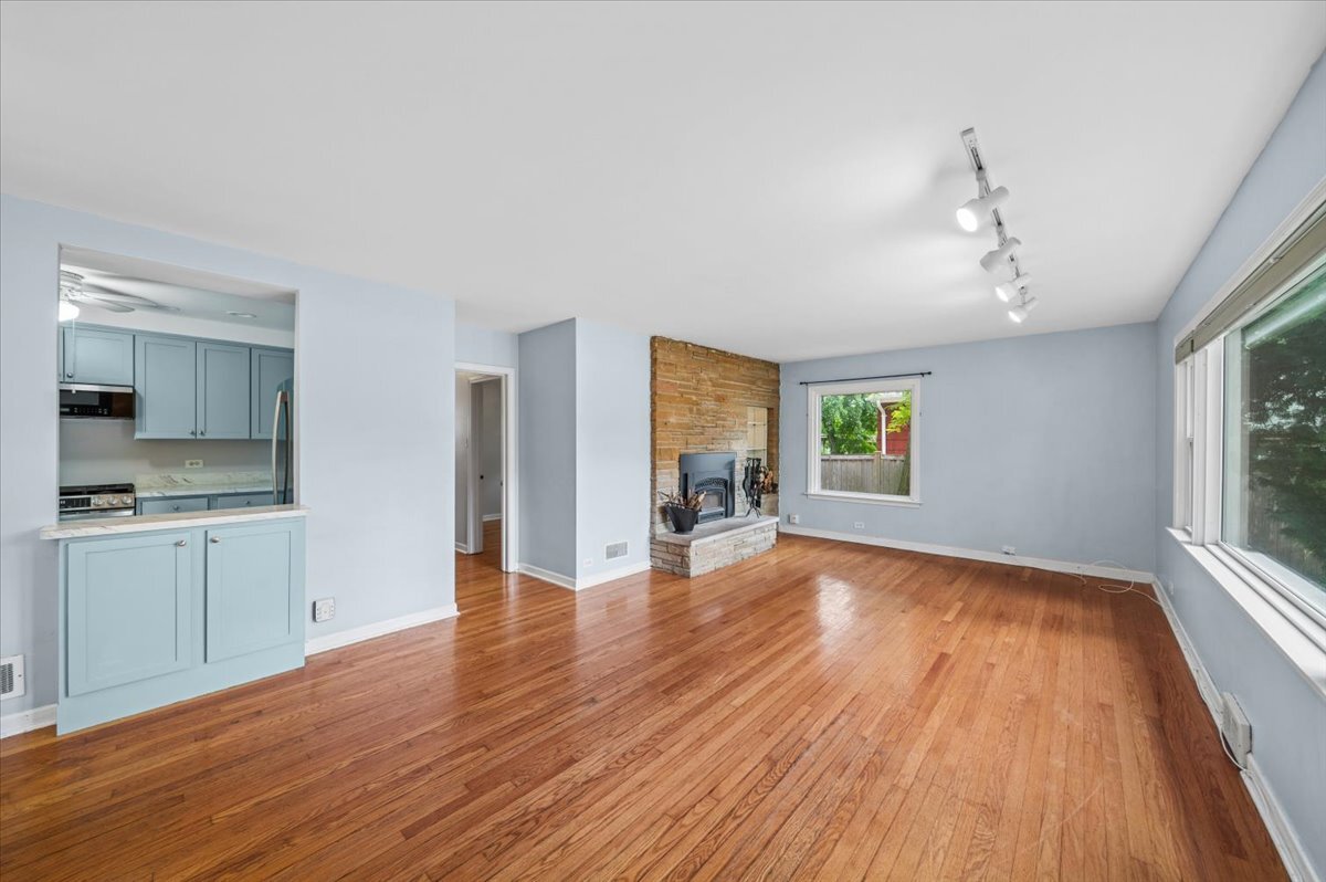 2444 183rd Street Property Photo 5