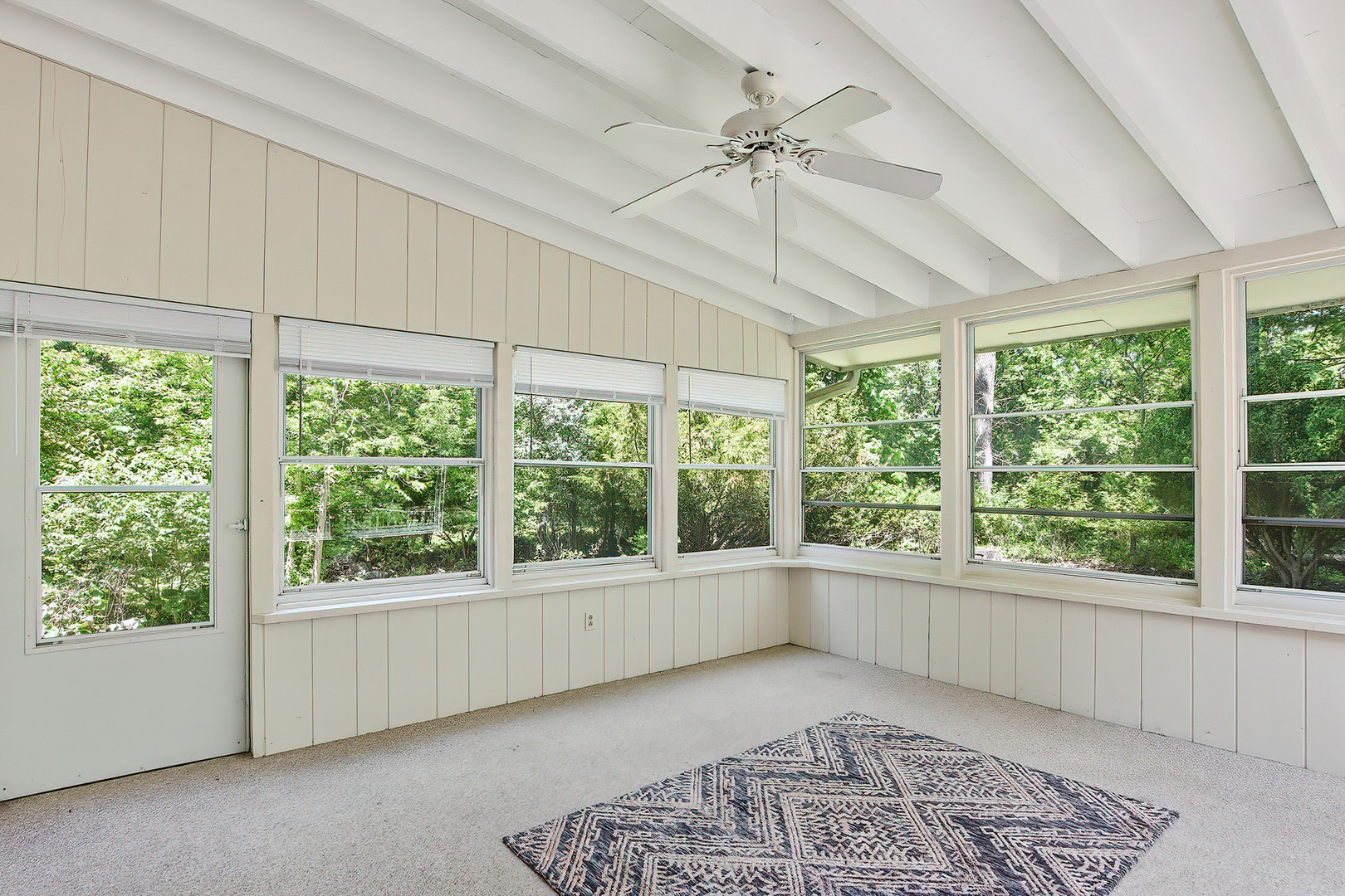 6710 Connecticut Trail Property Photo 12
