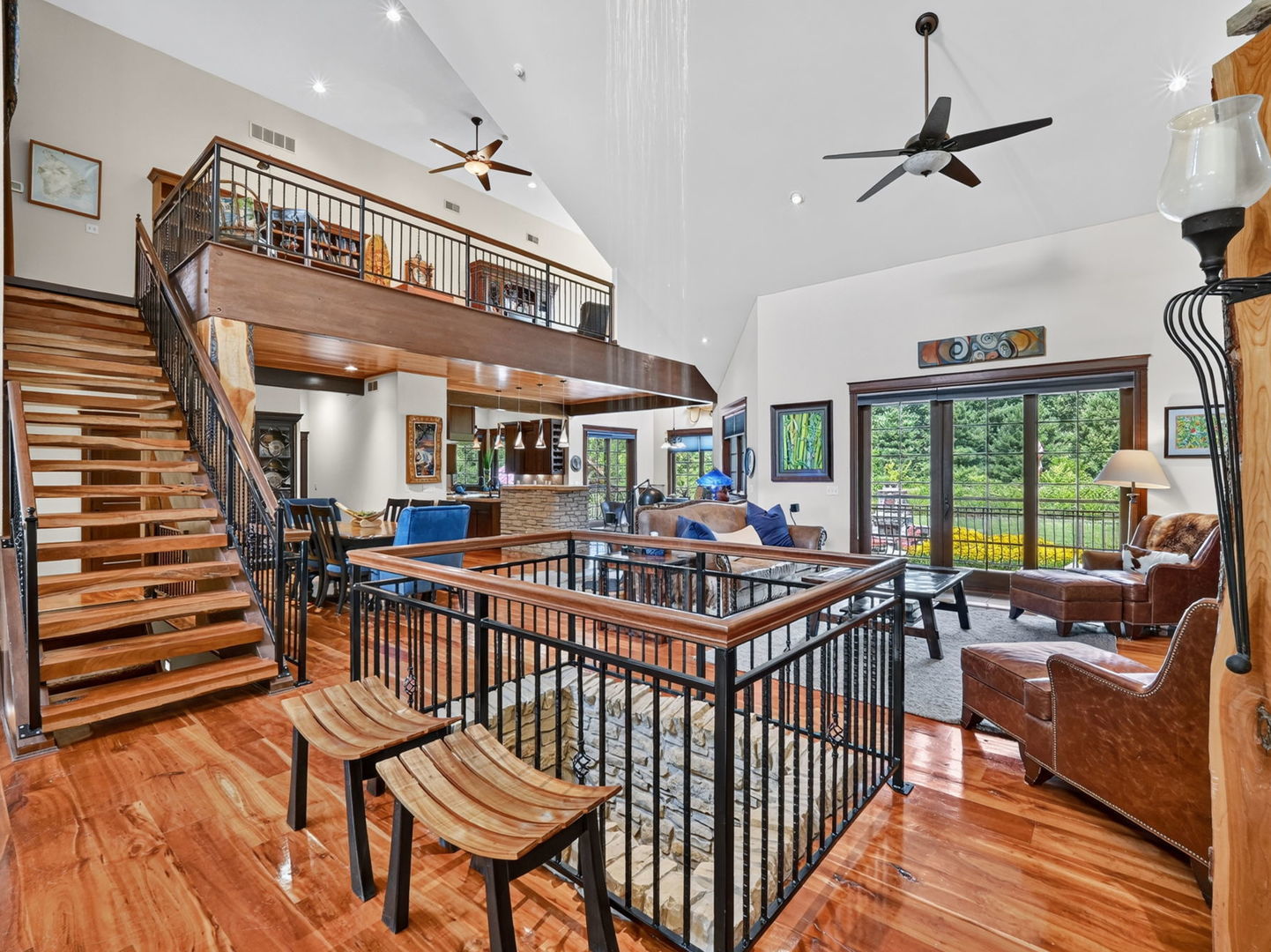 6871 Montague Road Property Photo 6