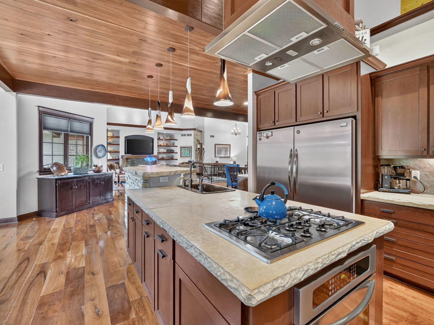6871 Montague Road Property Photo 10