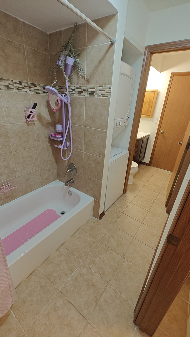2713 Northcreek Drive 2204 Property Photo 11