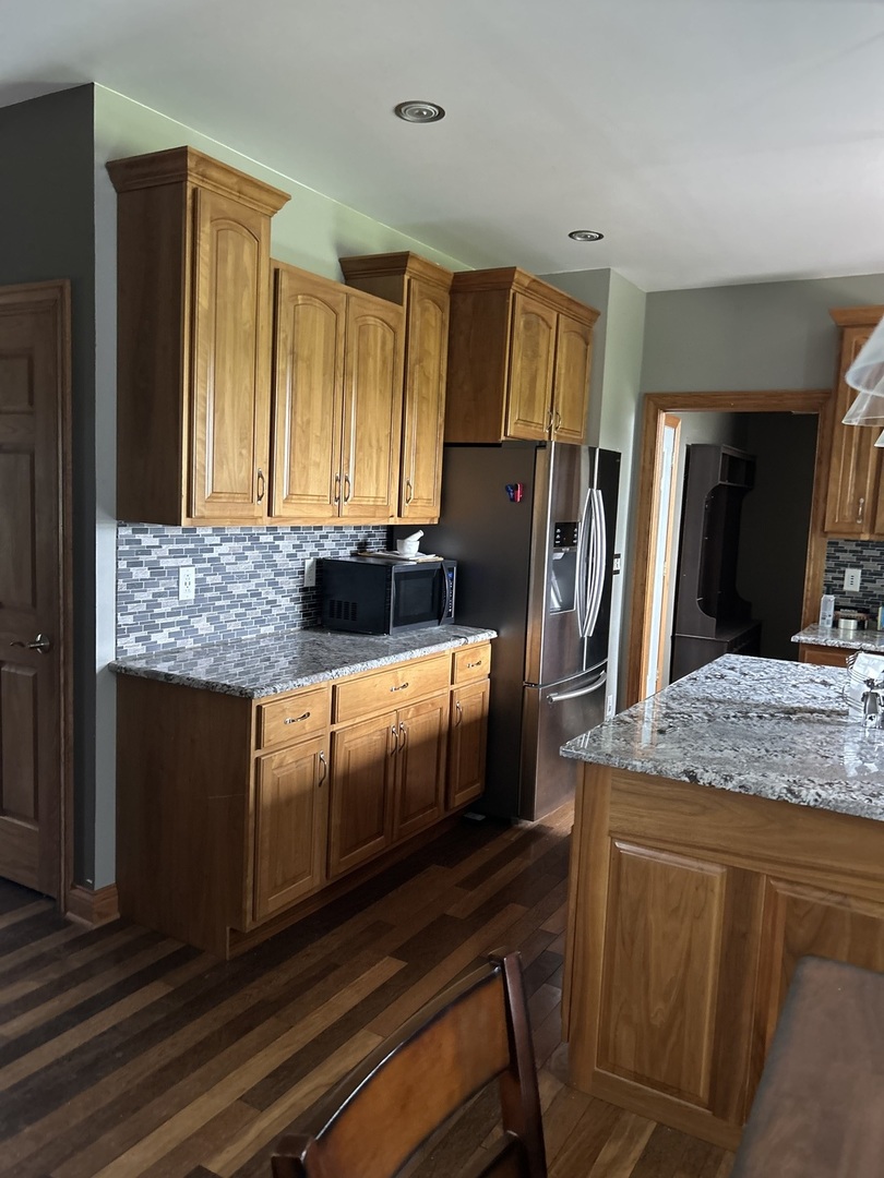 1910 Parkside Drive Property Photo 16