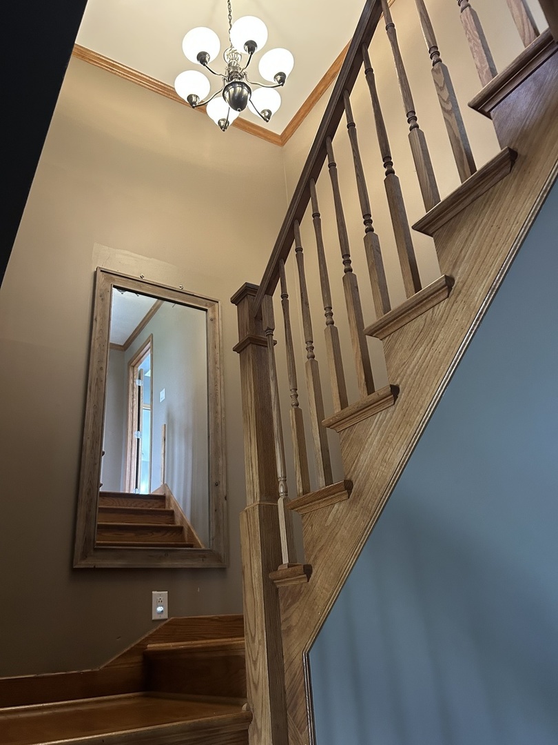 1910 Parkside Drive Property Photo 24