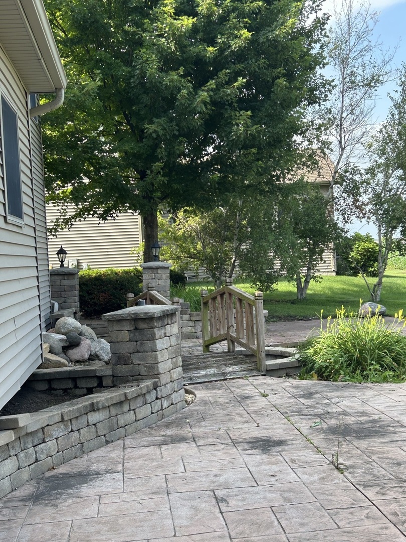 1910 Parkside Drive Property Photo 33