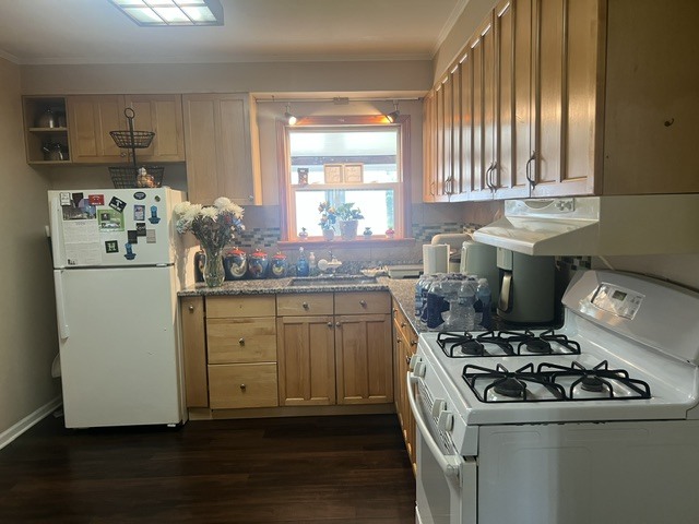 12717119 Property Photo 11