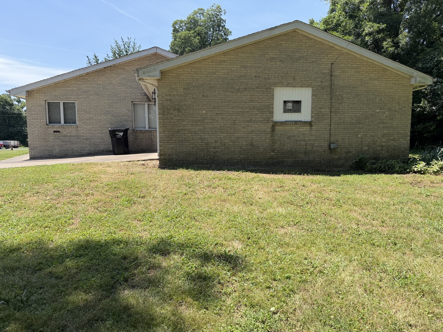 501 Broadway Street Property Photo 5