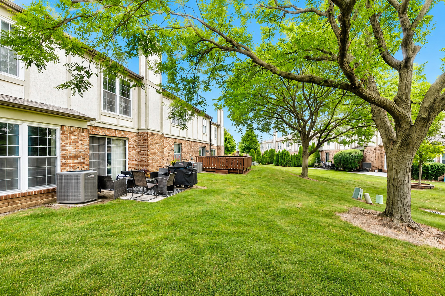 9227 Dexter Court Property Photo 17