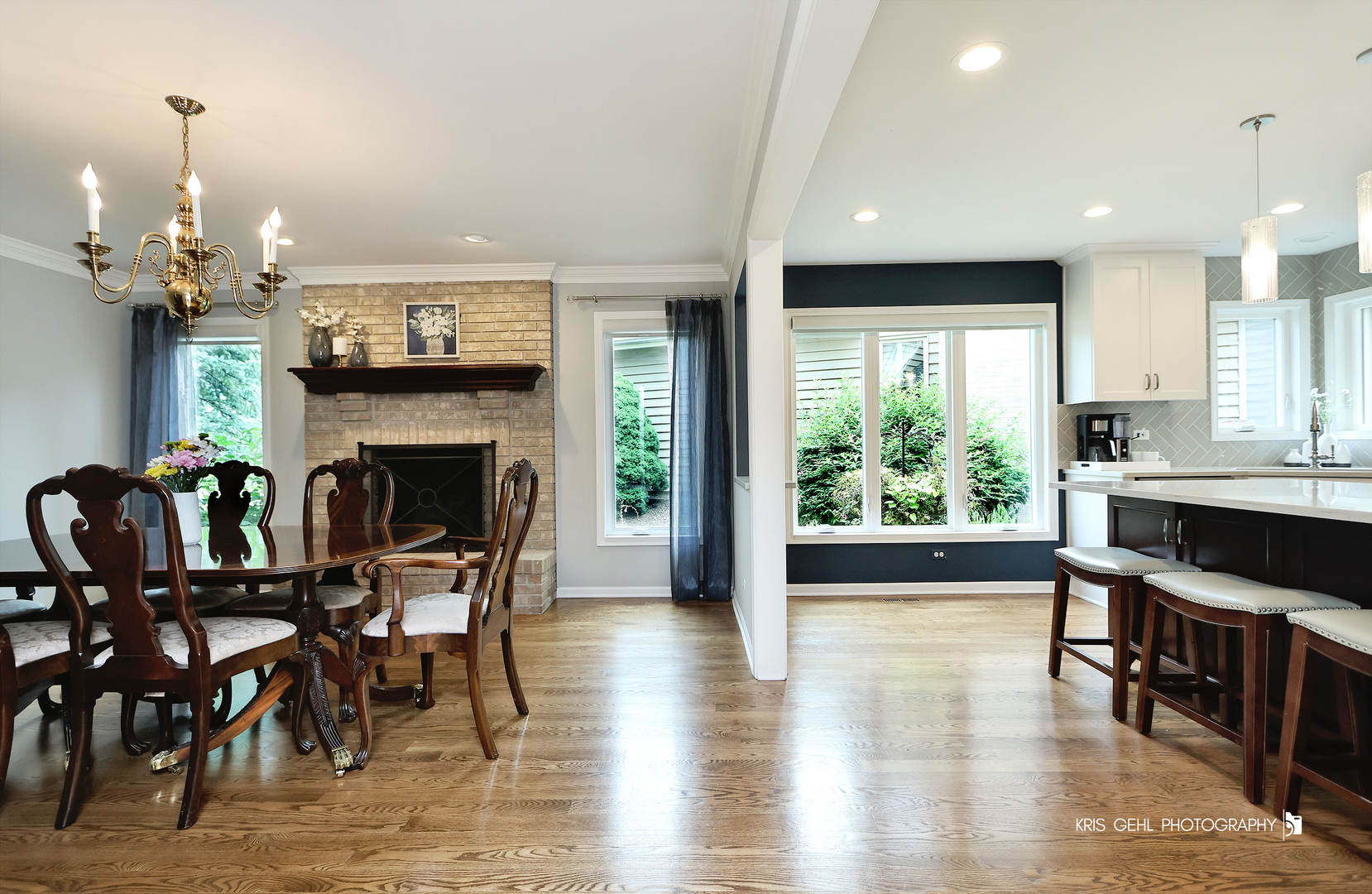 2727 Downing Court Property Photo 6